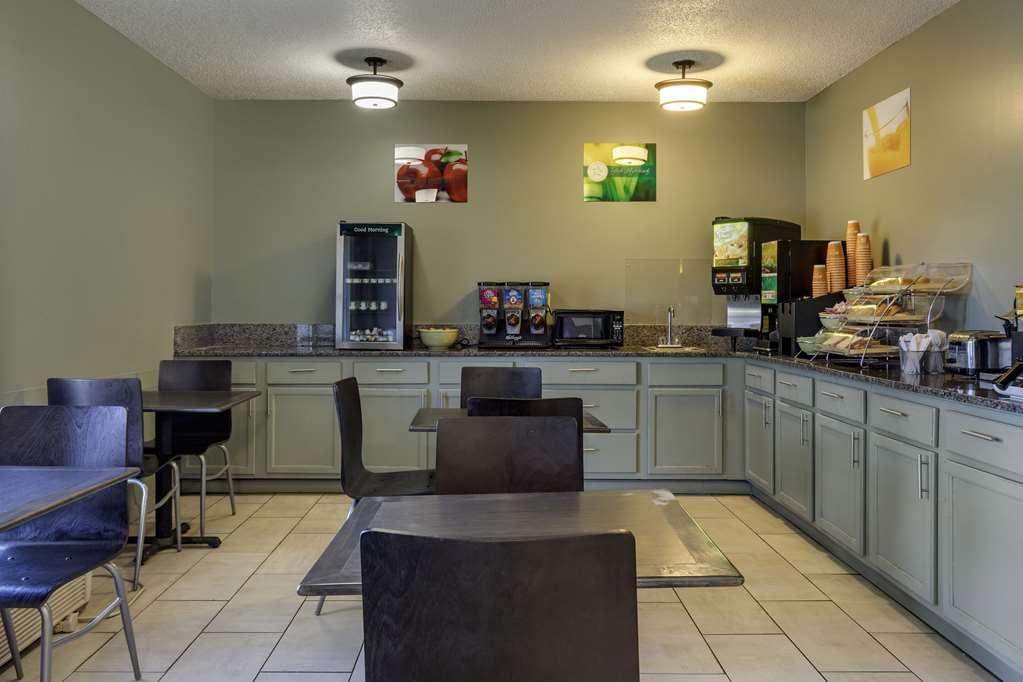 Quality Inn Спартанберг Ресторан фото